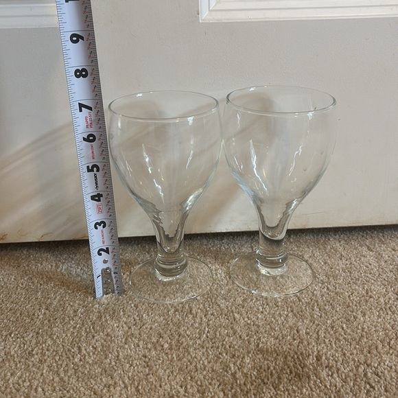 Set of 4 Clear Glass Goblets - Picture 3 of 4